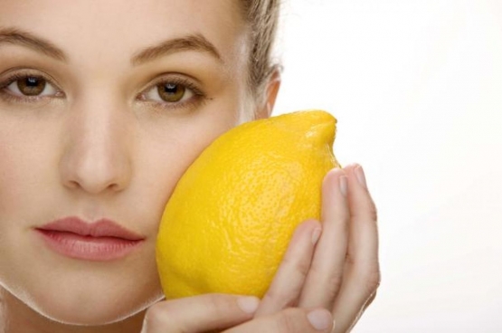 Маска для отбеливания лица с лимоном